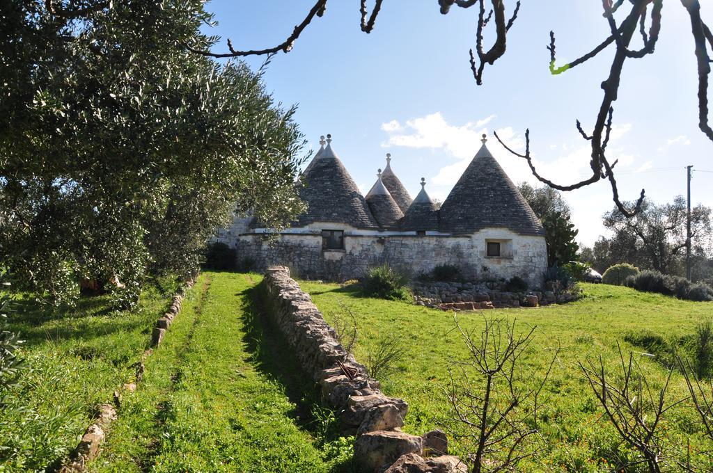 Вілла Trulli La Gufa Остуні Екстер'єр фото