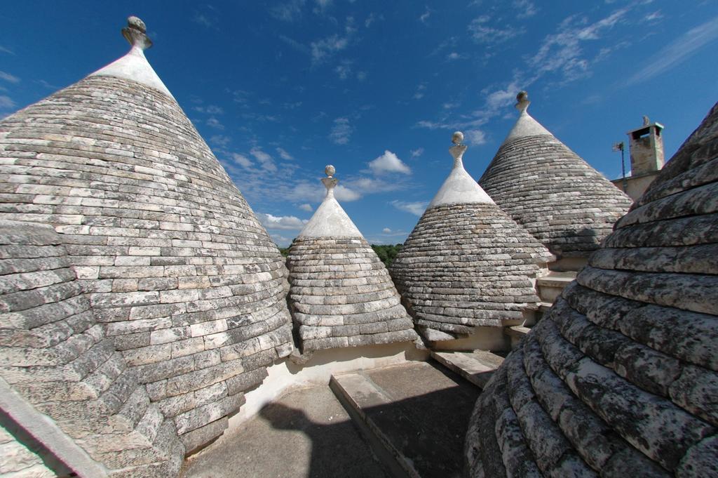 Вілла Trulli La Gufa Остуні Екстер'єр фото