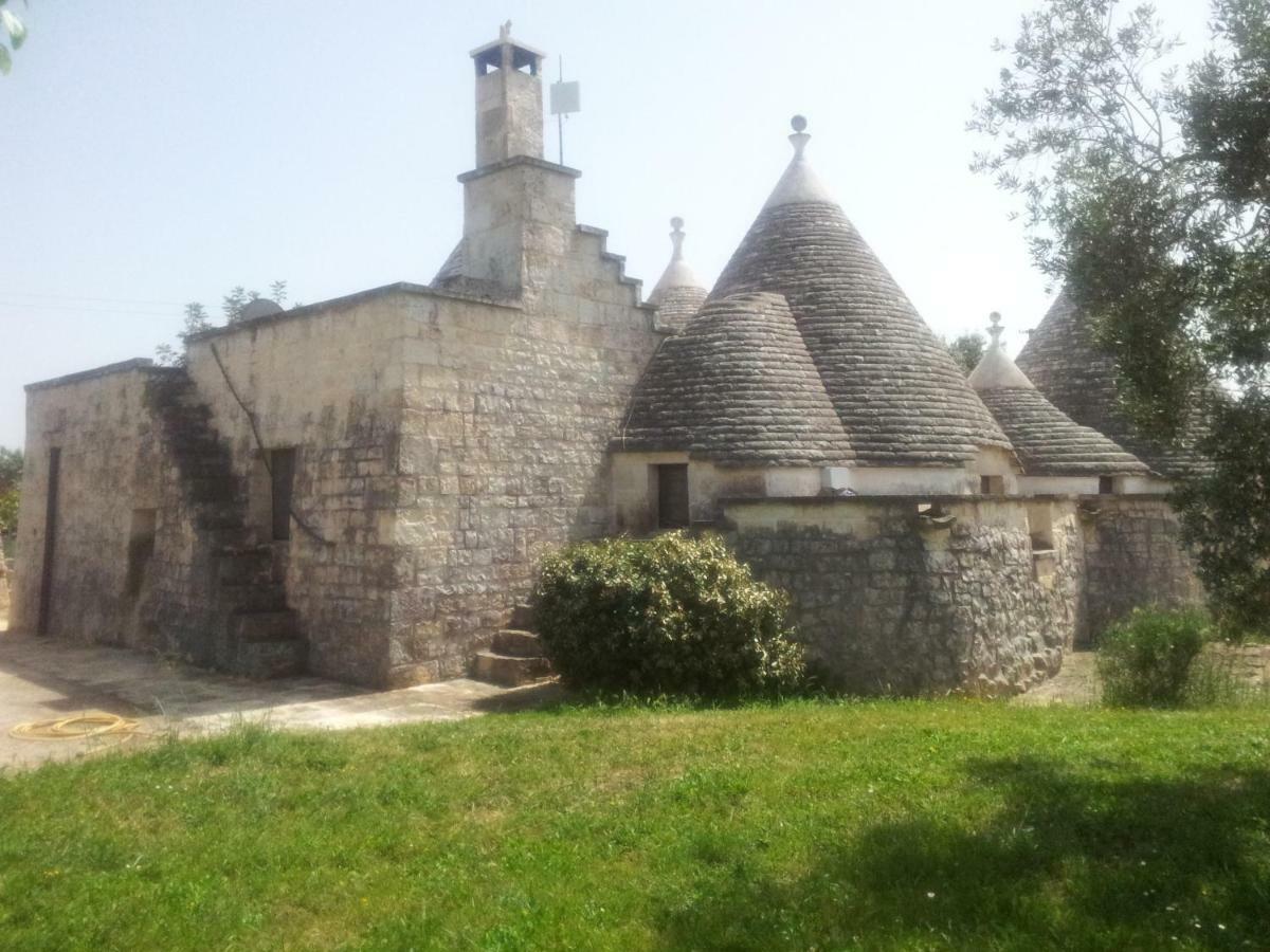 Вілла Trulli La Gufa Остуні Екстер'єр фото